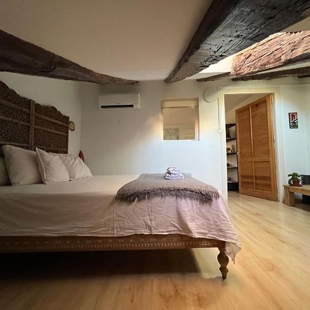 Apartment In Monumental Square Madrid Center Extérieur photo